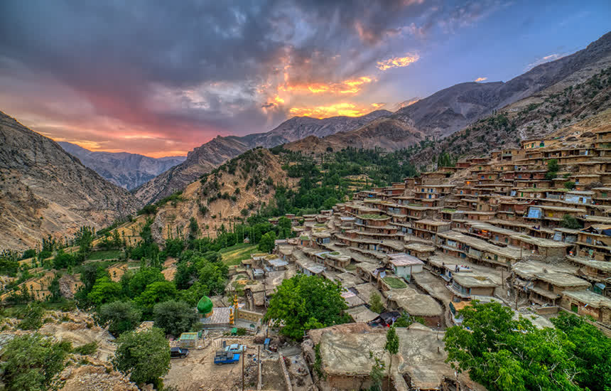 روستای سرآقاسید در شهرکرد